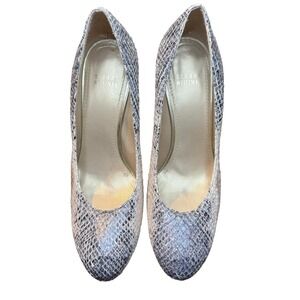 Stuart‎ Weitzman Shoes Womens Size 8.5 White Snake Print Round Toe Pumps LW11031